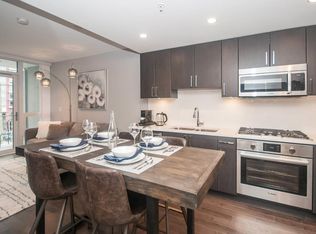 1708 Ontario St #401, Vancouver, BC V5T 0J7