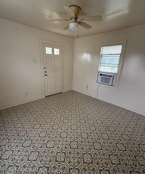 306 Spring St — Photo 6