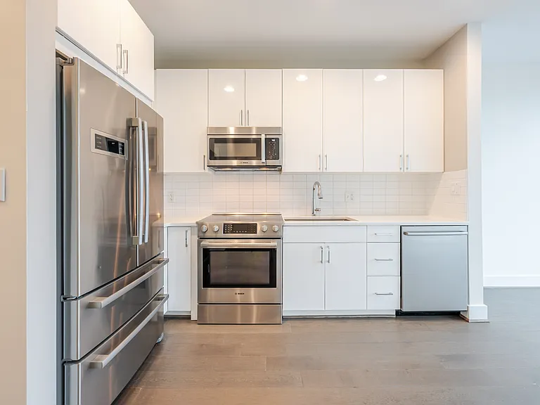 1500 Pennsylvania Ave SE #310 — Photo 3