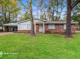 706 Reddoch Dr, Jackson, MS 39211