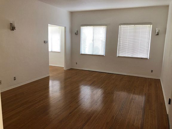 Living Room / Dining Room