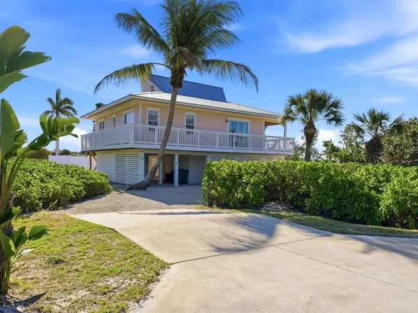 11 Bocilla Dr, Cape Haze, FL 33946