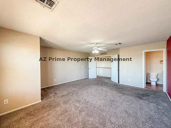 583 W Racine Loop — Photo 28