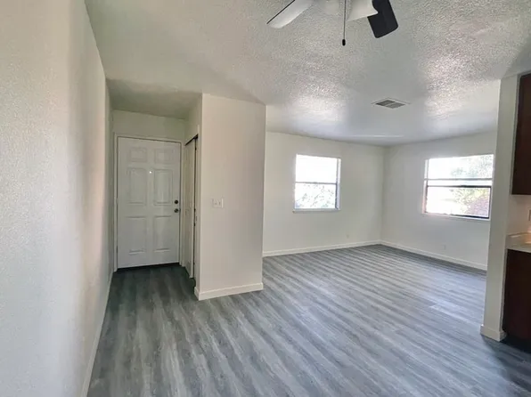 331 S Jefferson St APT 5, Dixon, CA 95620