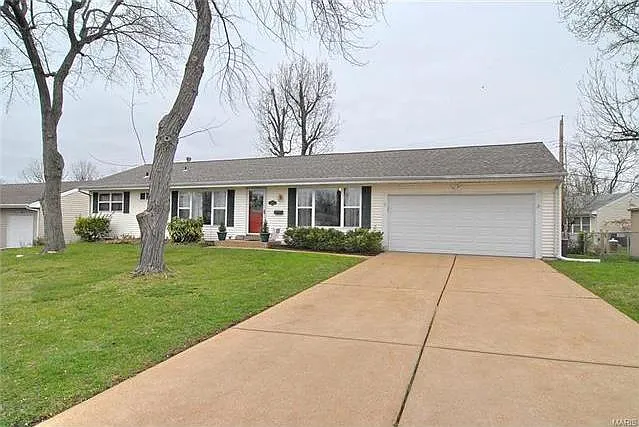 8138 Normal Dr photo 1