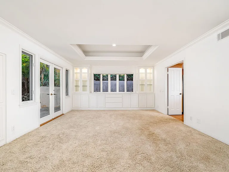 732 Bison Ave — Photo 7