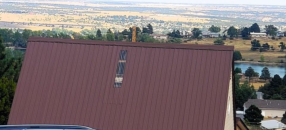 2nd image of Red Cloud Rd