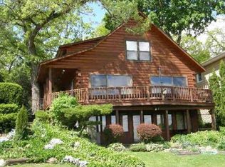 5 Lakeside Ln, Fox Lake, IL