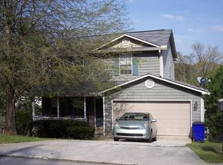 748 Settlers Pond Way, Knoxville, TN 37923