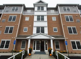 3336 Fairfield Ave FLOOR 3, Bridgeport, CT 06605