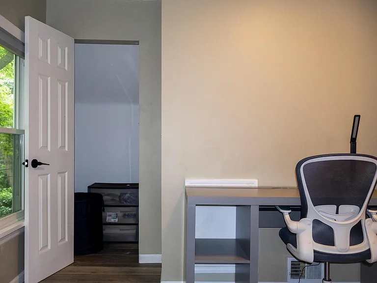 9 Raymond St #2 — Photo 21
