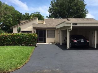 464 Deer Creek Wildwood Ln E, Deerfield Beach, FL 33442