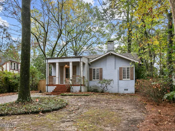 1615 Pinehurst Pl, Jackson, MS 39202