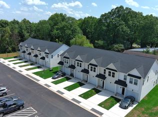 409 E 20th St #7, Newton, NC 28658