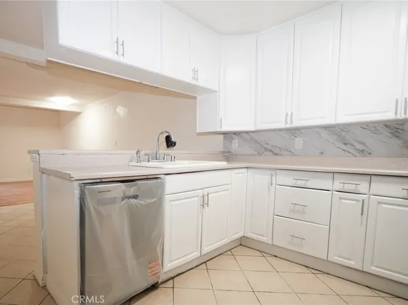 16600 Seville Ave APT C, Fontana, CA 92335