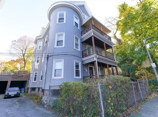 18 Harold Park, Roxbury, MA 02119