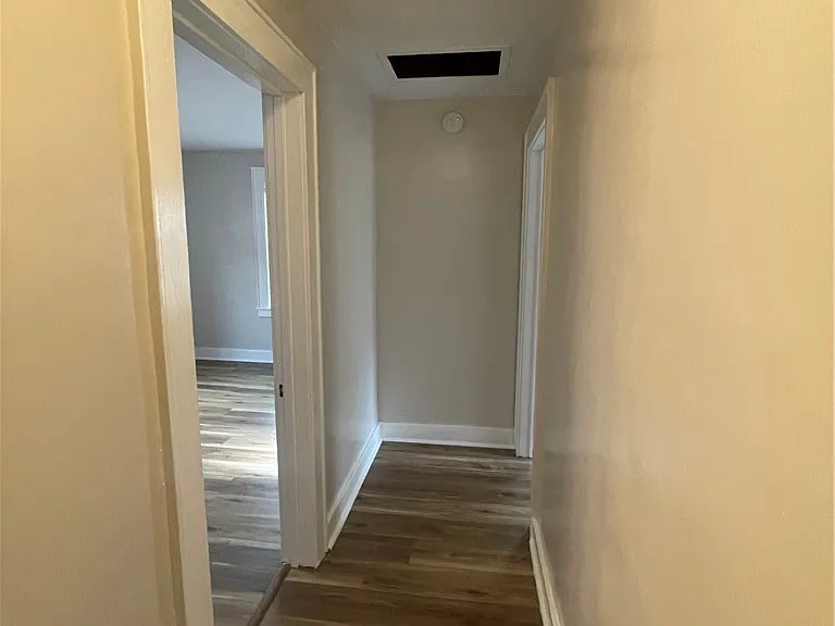 60 Oswego St — Photo 13