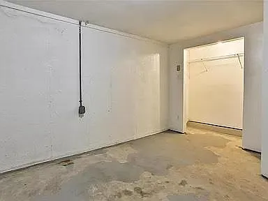 214 Euclid Ave — Photo 12