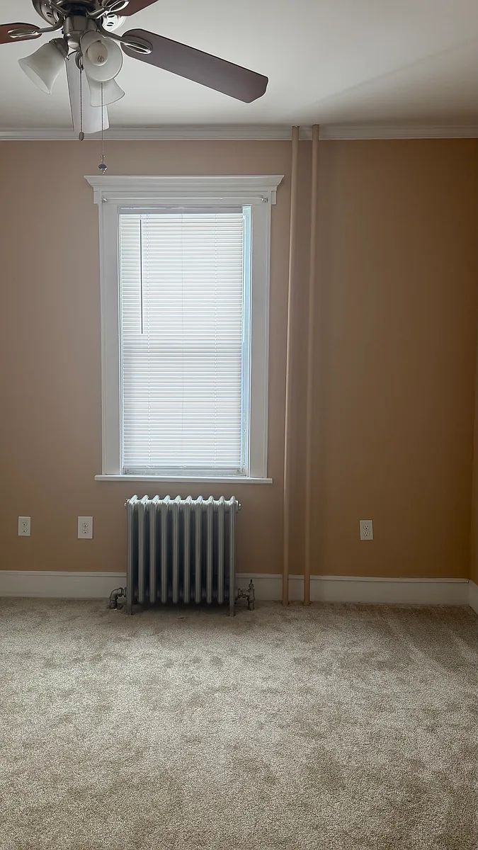 Building Photo - 806 Roselle St #1