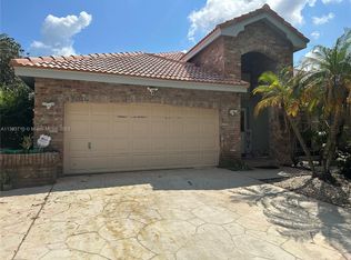 4700 Chardonnay Dr, Pompano Beach, FL 33067