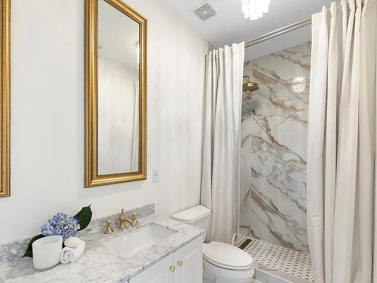 9435 Norwood Dr — Photo 41