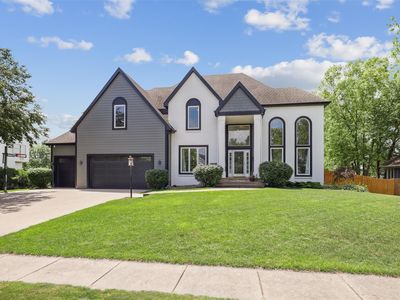 14638 Woodcrest Dr, Clive, IA, 50325