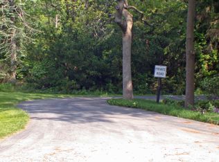 131 Guilford Rd, Bloomfield Hills, MI 48304