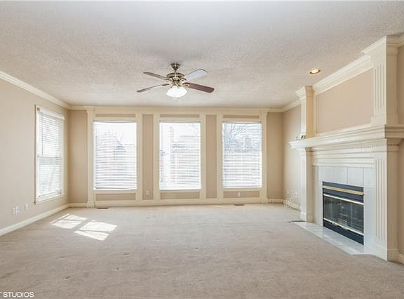 5th image of 8513 W 129th Ter