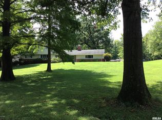 19 Sleepy Hollow Ln, Mount Vernon, IL 62864