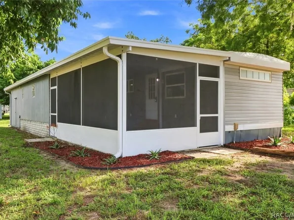 16137 Lauderdale St, Brooksville, FL 34604