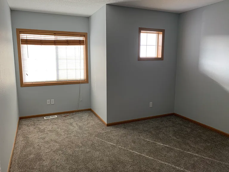435 Cedar Pl — Photo 12