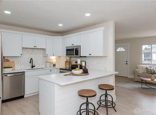 819 Buckskin Trl, Xenia, OH 45385