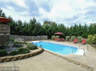 1054 Caren Dr, Eldersburg, MD 21784
