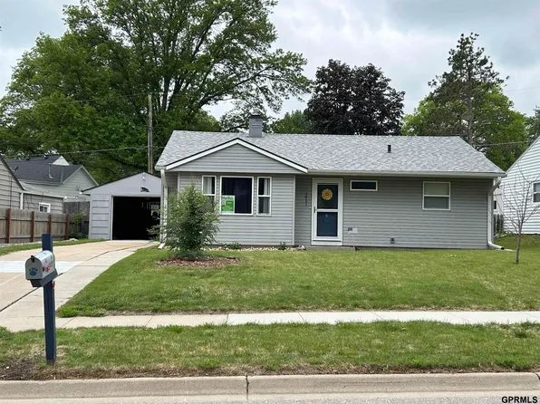 3911 Dunn Ave, Lincoln, NE 68502
