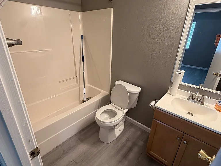 131 Rockyreef Cir — Photo 5