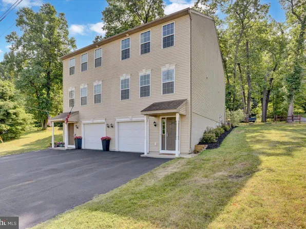 412 Edgewood Ave, Temple, PA 19560