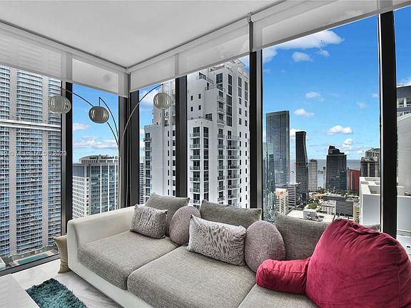 2nd image of 1010 Brickell Ave Unit 4005
