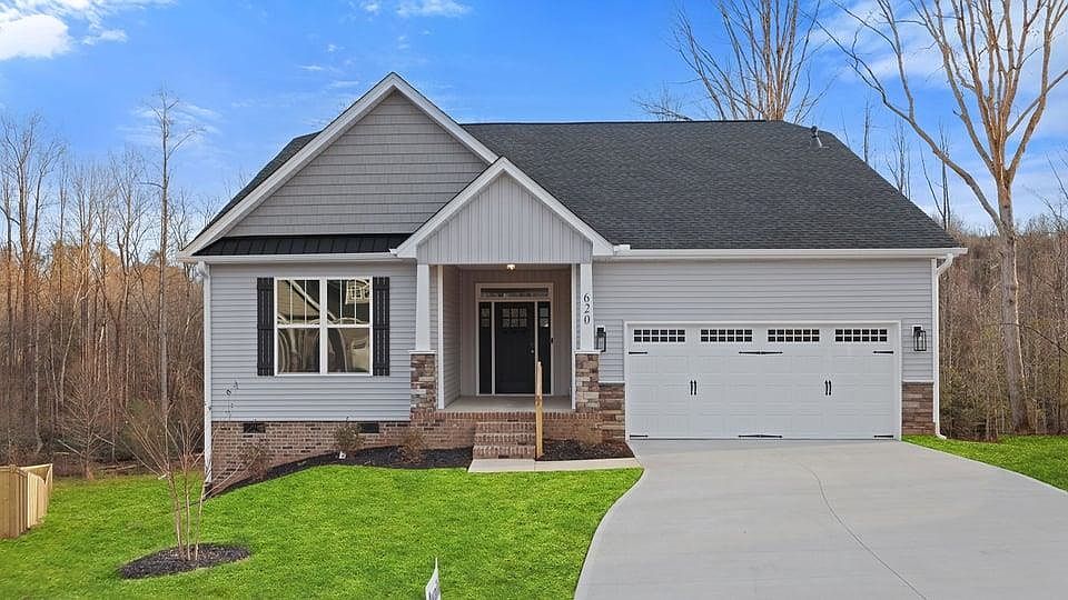 1st image of 620 Forden Dr