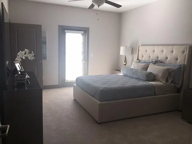 Larkspur Pointe Apartments — Photo 17