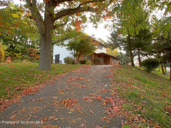 903 Meade St, Dunmore, PA 18512