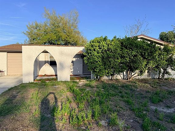 2nd image of 9124 Cochise Ln