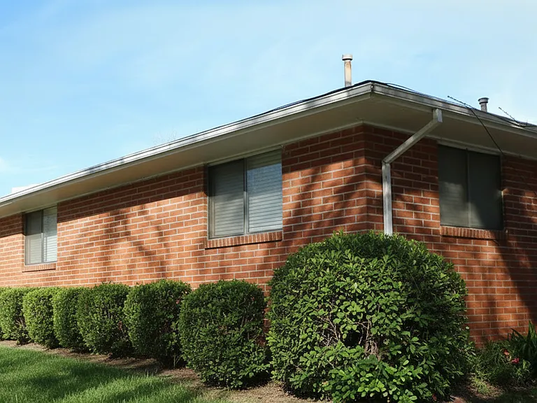 Frisco Apartments — Photo 14