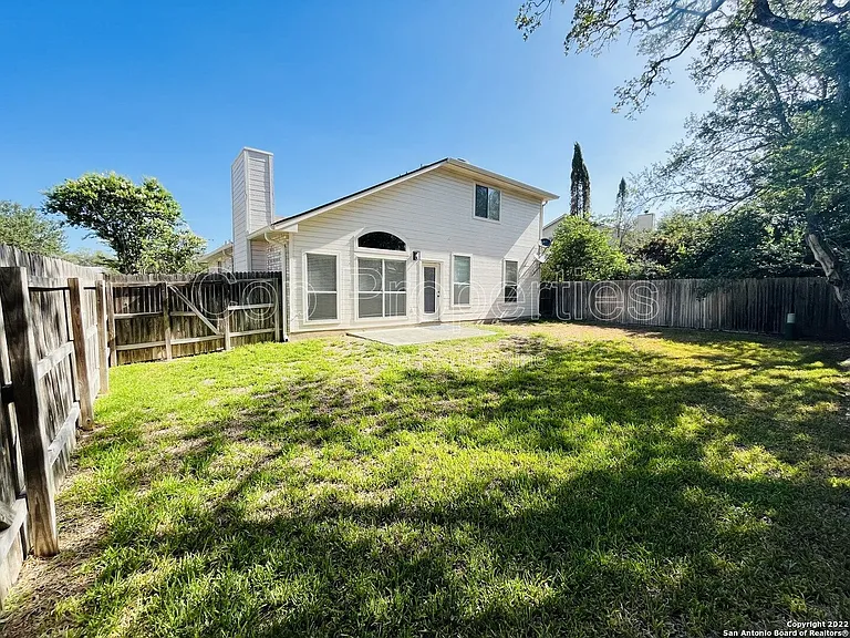 22622 Madison Park — Photo 28