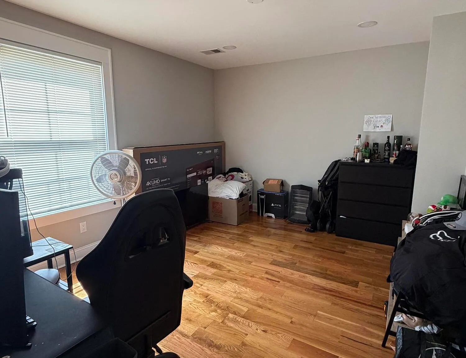 3 bed, $3,100 — Photo 4