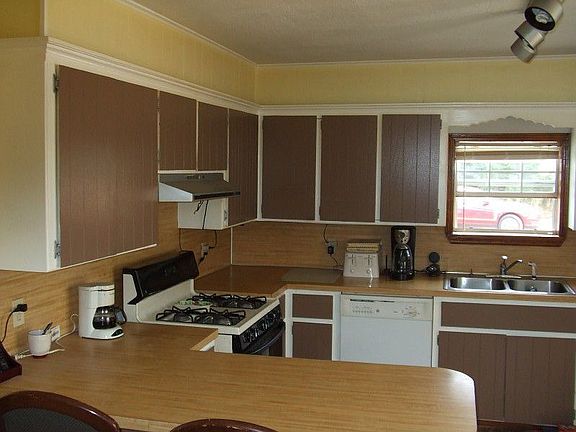 4th image of 16600 McKiddy Ln