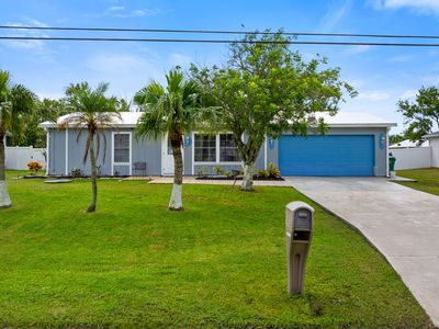 562 SW Violet Avenue, Port Saint Lucie, FL, 34983