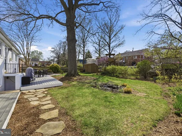 6020 Amherst Ave, Springfield, VA 22150