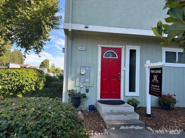 5053 Country Club Drive, Rohnert Park, CA 94928