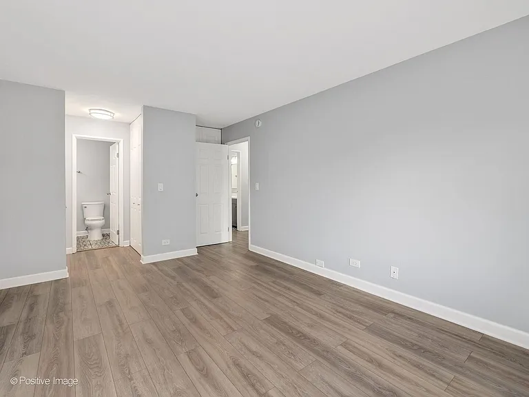 3018 Roberts Dr #8 — Photo 22