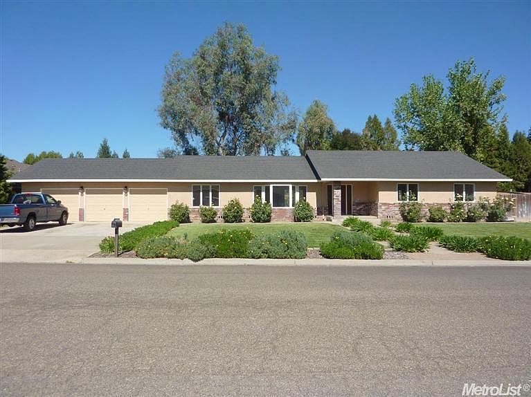 1st image of 11401 Wild Oak Dr